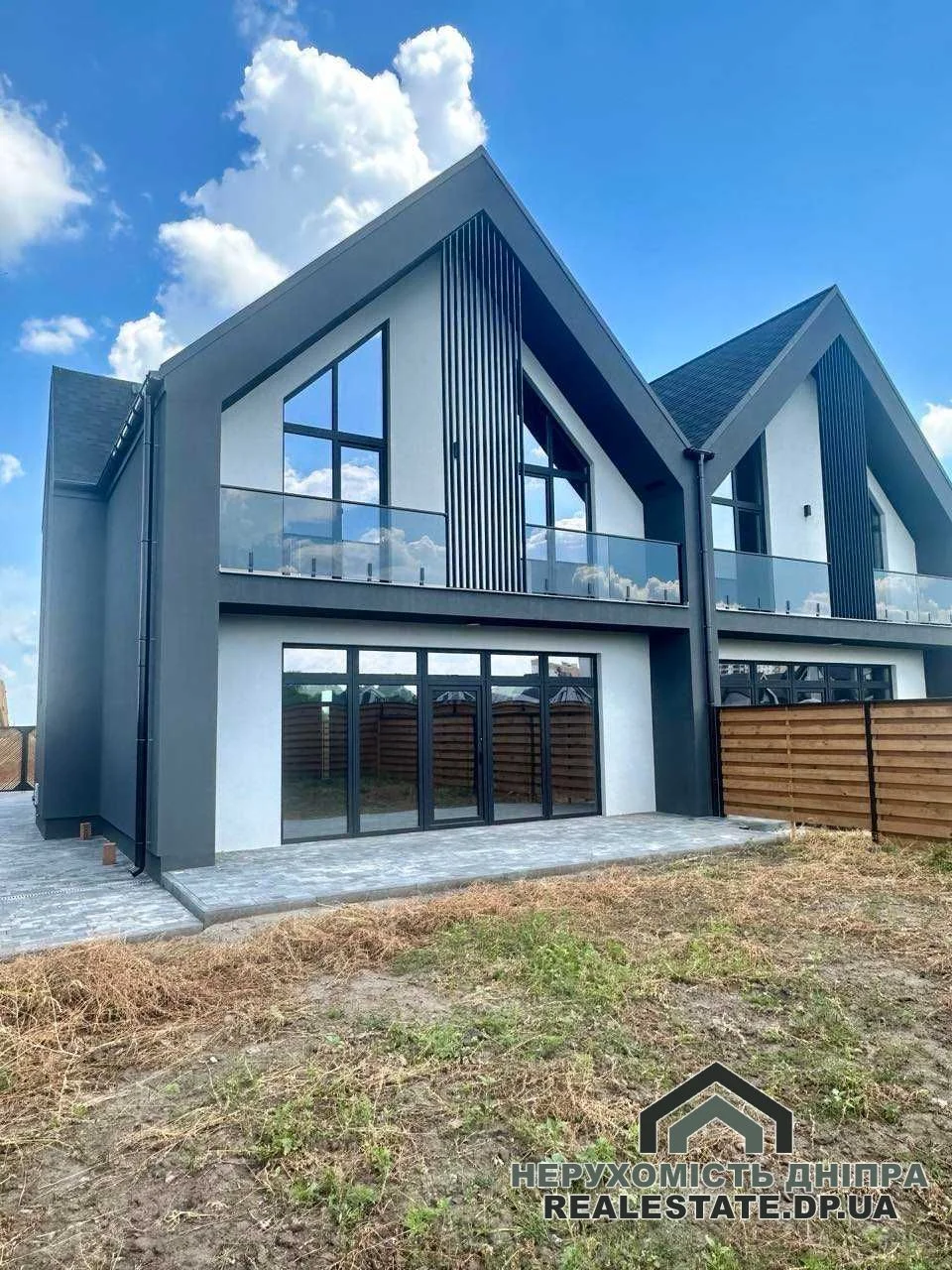 Продам будинок 155.20 м² в стилі BARNHOUSE у КМ "Золоті Ключі" · 2