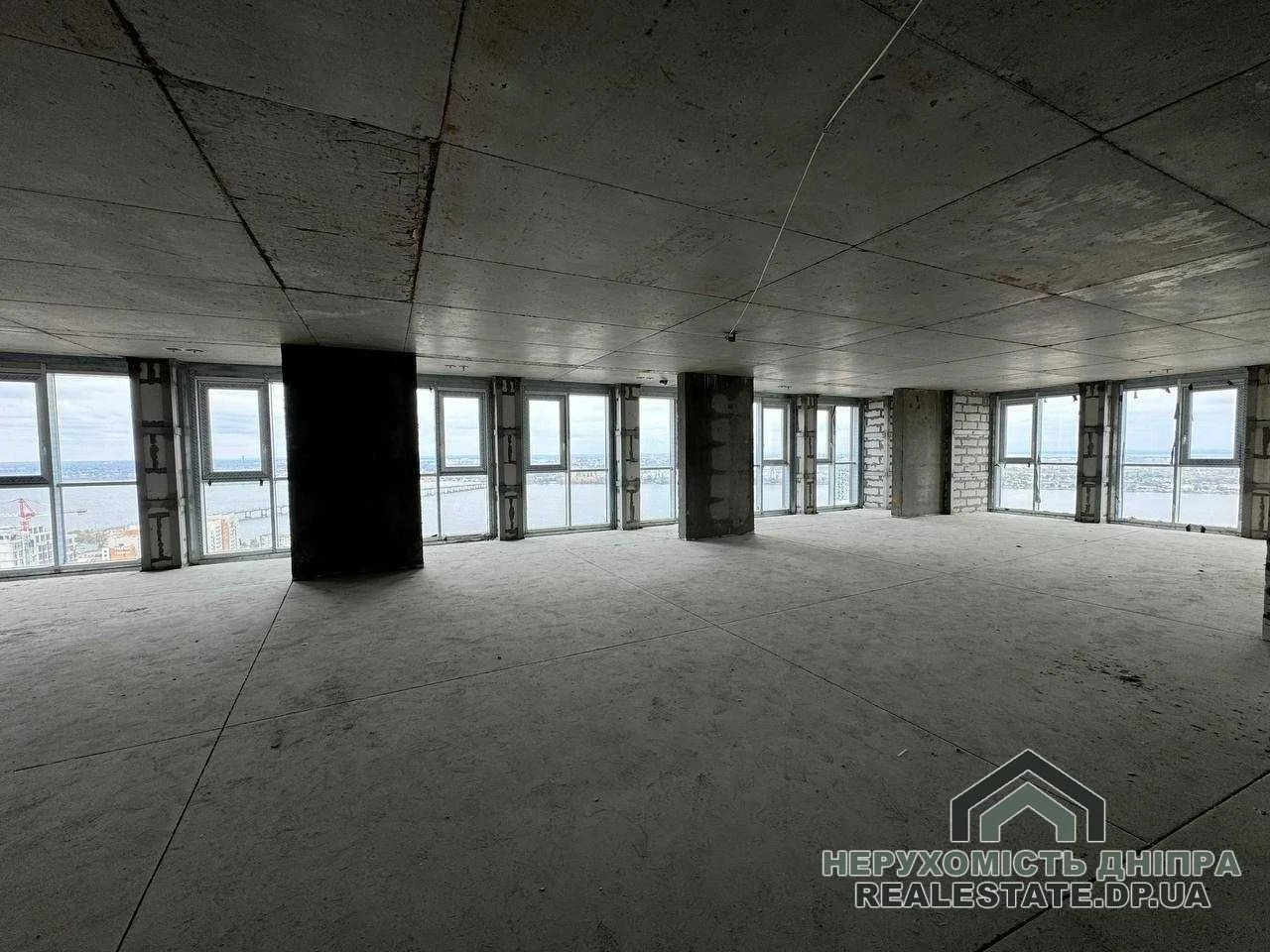 Продам 4 кімнатну квартиру 213 м² ЖК Новодворянський вул Володимира Вернадського · 1