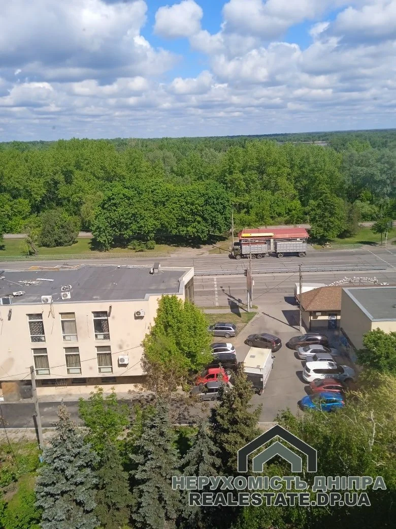 Продам квартиру на Коммунаре 3 комнаты 64,5 м²жм Покровський, вікна з панорамним відом на набережну · 1