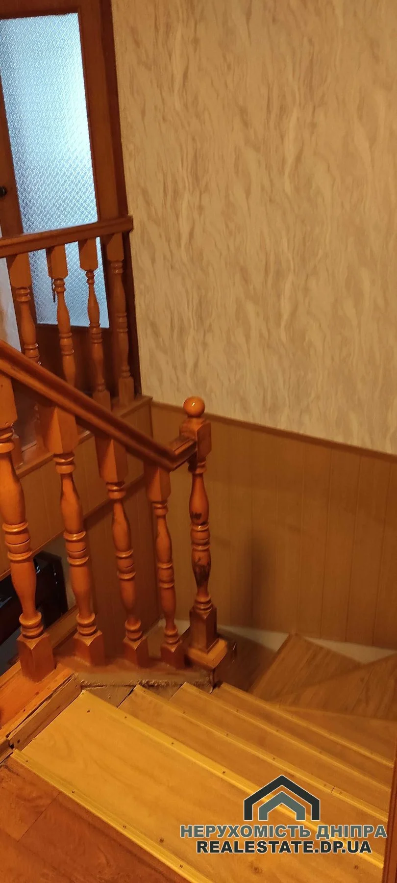 Продам 5к квартиру 110.1 м² з власним автономним газовим опаленням, ж/м Червоний Камінь 4 · 3