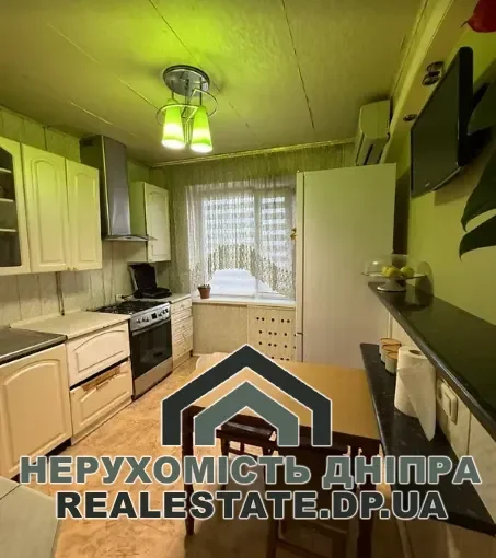 Продам 3к квартиру 69.2 м² Красный камень бульвар Рубиновый 5 · 1