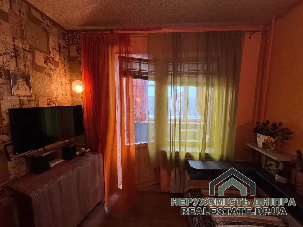 Продам 2к квартиру 47 м² Червоний Камінь, вул. Коробова 16 · 1