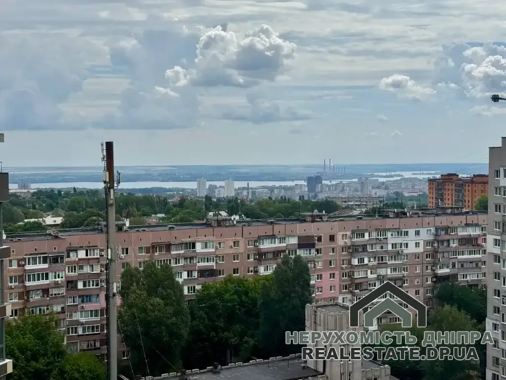 Продам 3к 60 м² ЖК Рибінський Comfort Підстанція Науки пр. 112 · 3