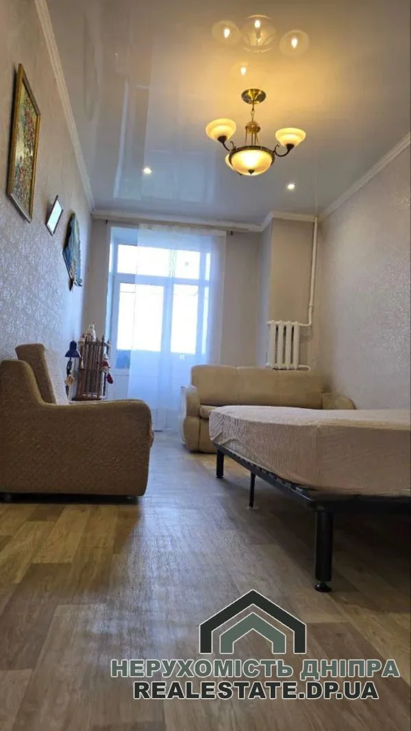Продам 2к квартиру 48.6 м2 пл. Вокзальна 1, в центрі міста · 2