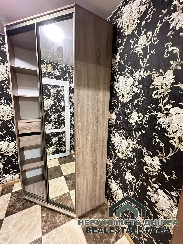 Продам 2к квартиру 47 м² ЖК Молодіжний Каменський Бєляєва вул. 8 корп. 1 · 4