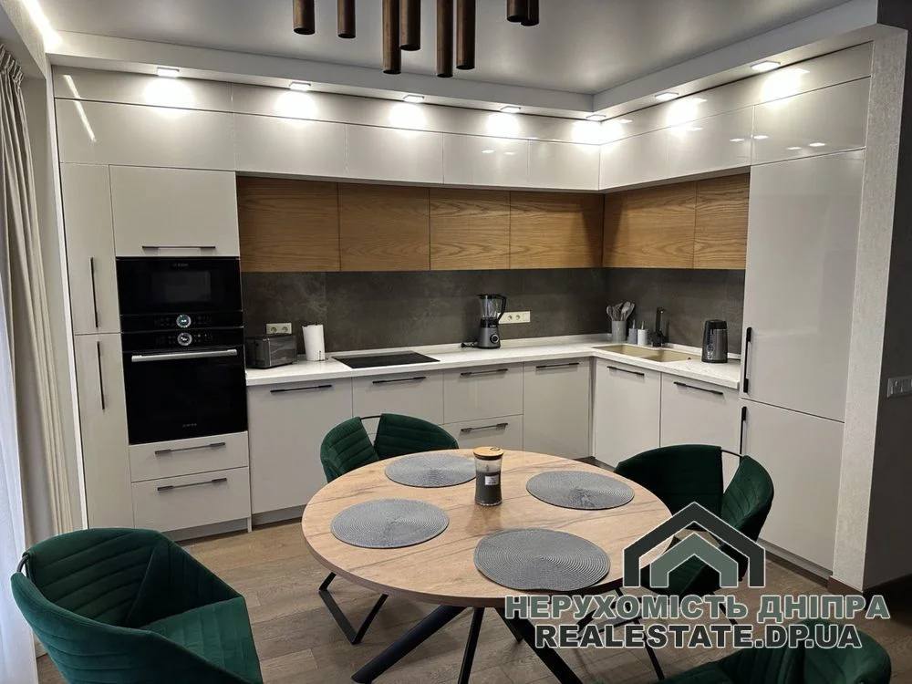 Продажа просторной 3к квартиры 102 м² в ЖК Пятый Континент · 3
