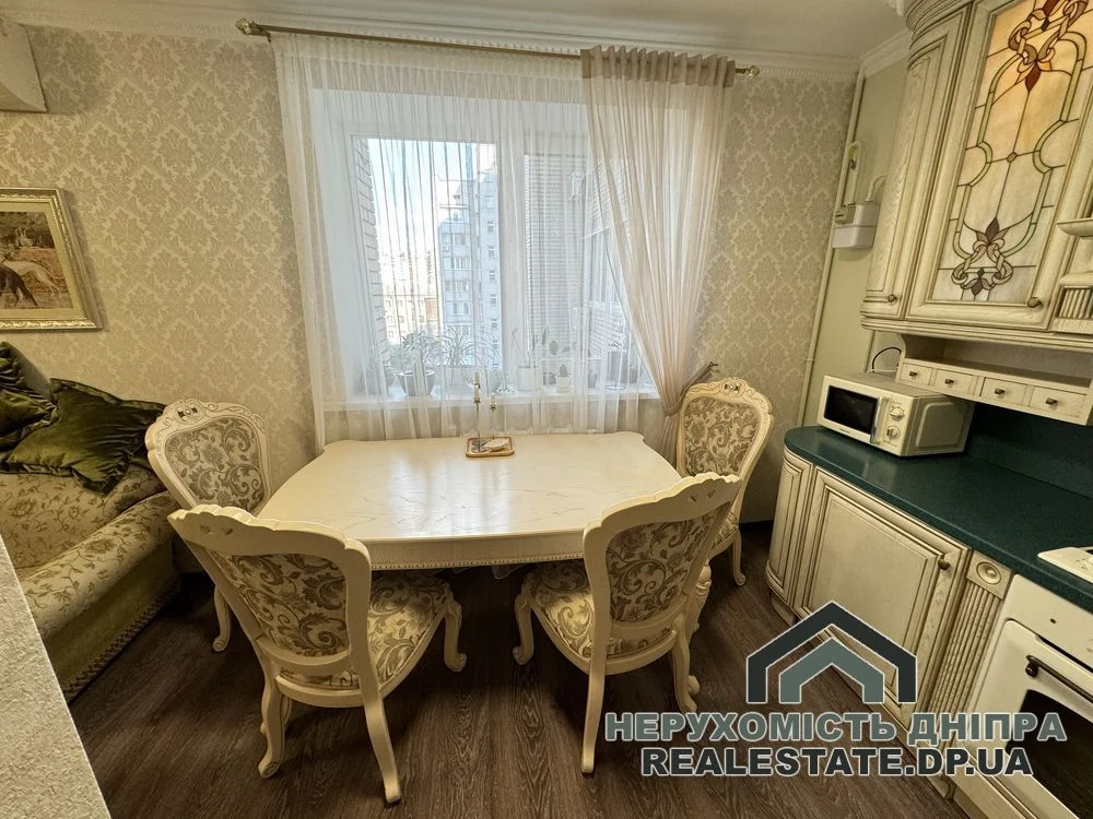 Продам квартиру 2к 63,3 м², низ пр. Поля · 4