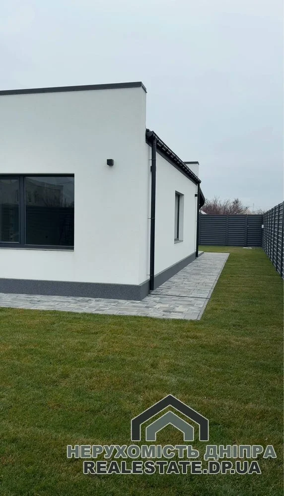 Продам будинок 2 кімнати 101 м² 6 соток по вул. Мохова, новобудова АНД район · 4