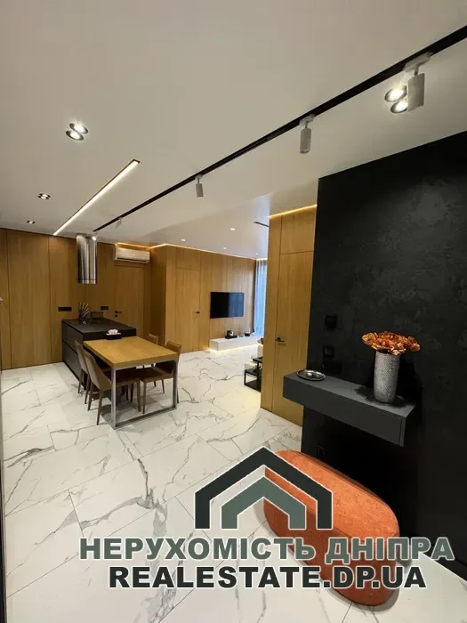 Продам 3к квартиру 61.1 м² ЖК П'ятий континент Перемога-5 вул. Набережна Перемоги 112 д · 1