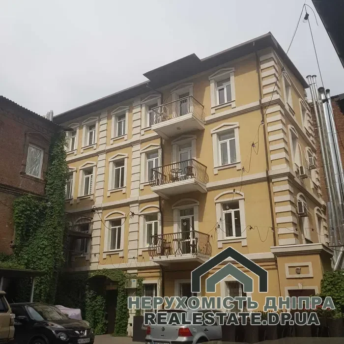 Продам офис в центрі міста вул. Короленко 10