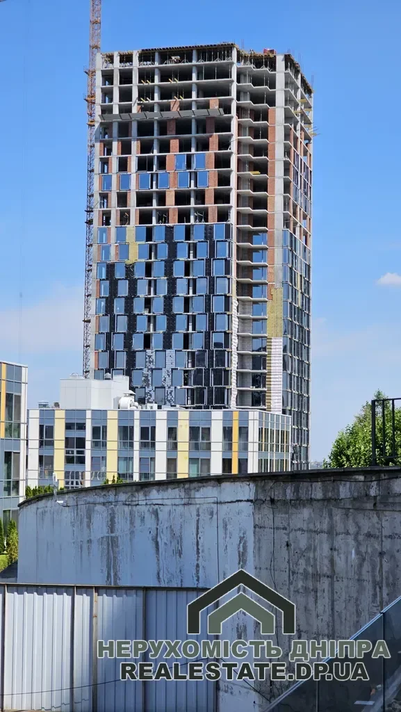 Продам 1к квартиру 71.3 м² на вул. Вернадського Володимира 35Н парк Шевченко · 1