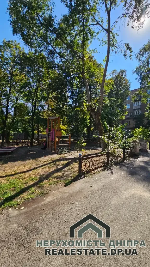 Продам 3к квартиру 71 м² в Центрі, біля парку Чкалова, сталинка · 3