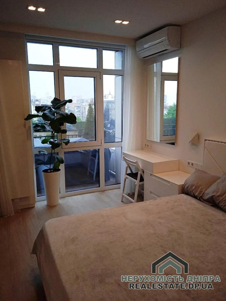 Продам 2к квартиру 80 м² с террасой ЖК Central Park, центр города, парк Чкалова · 2