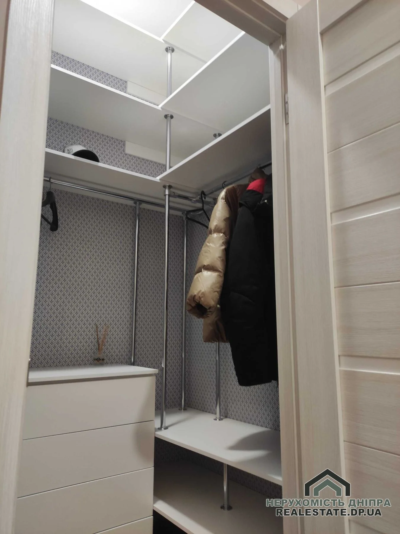 Продам квартиру ЖК Алые Паруса с ремонтом 1 комната 43 м²  жм Парус Гидропарковая ул. 13 · 2