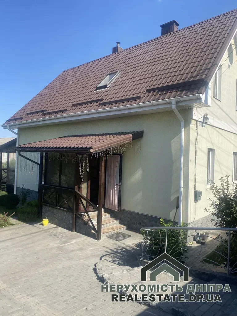 Продам новий будинок в Діївці по вул. Андрейченко 4к 8 соток 124.70 м² · 1