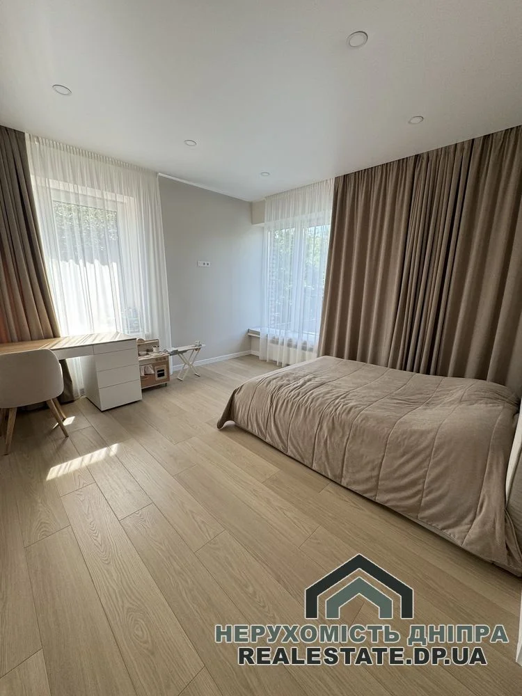 Продам дом 263.7 м² на пр. Науки (пр. Гагарина) · 4