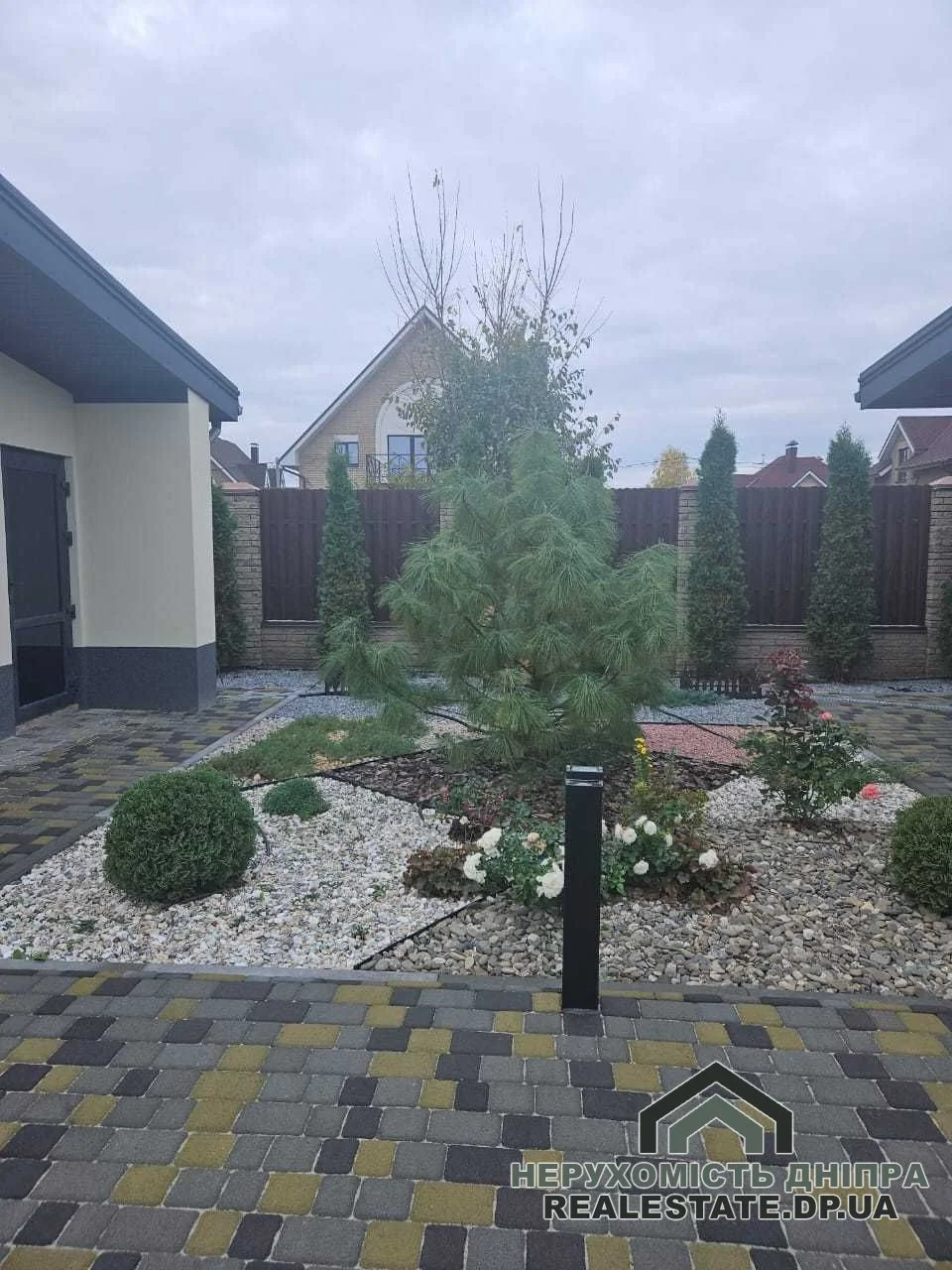 ТЕРМІНОВА продаж будинку 200 м с. Новоселівка, КМ Барвіта