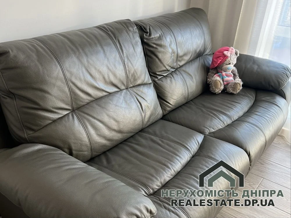 Продам 1 комнатную квартиру 43 м² с ремонтом ЖК Фаворит · 2