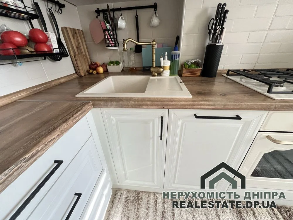 Продам 2к квартиру на ж/м Комунар (Покровський) 48 м² Велика Діївська вул. 46 · 3