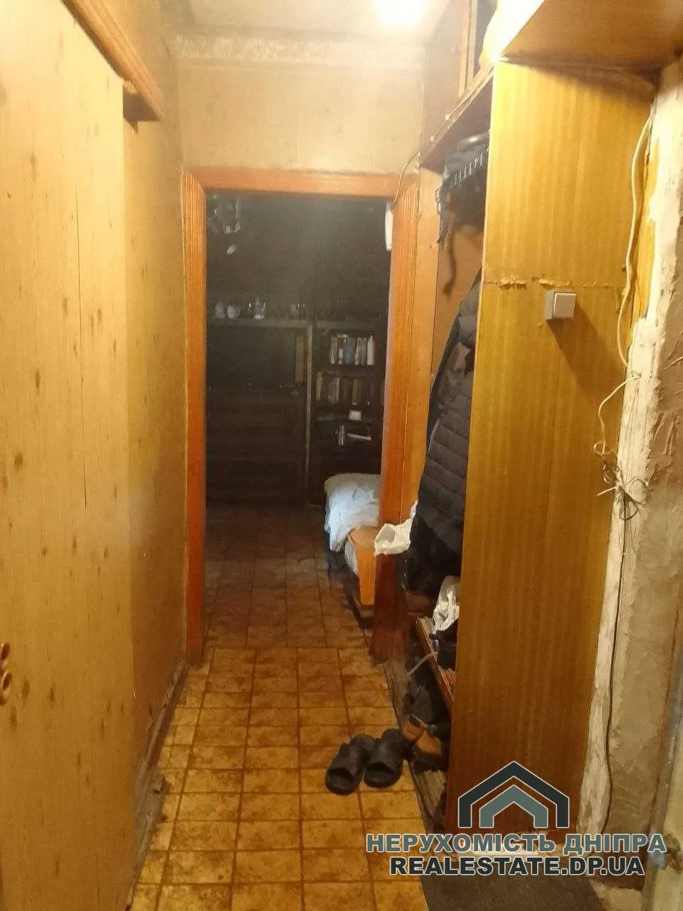 Продам 3к квартиру під ремонт 52.1 м² ЖМ Червоний камень · 3