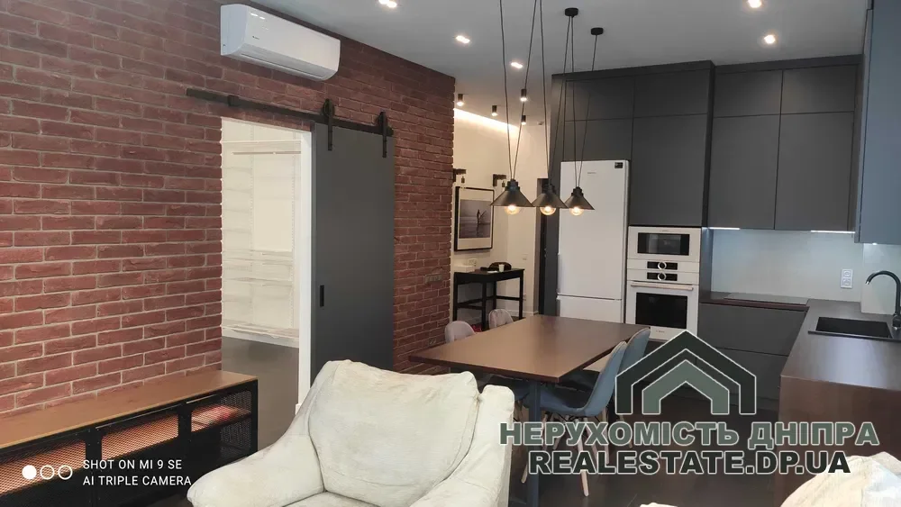 Продам 2х комнатную квартиру 70 м² ЖК Панорама, Нагорный рынок, парк Шевченко ул. Симферопольская · 3