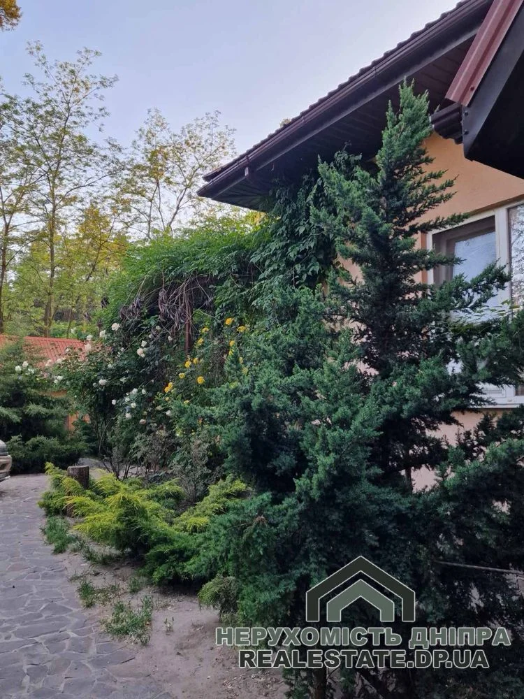 Продаж 2х поверхового будинку по вул. Зелена Піщанка 25 соток · 4