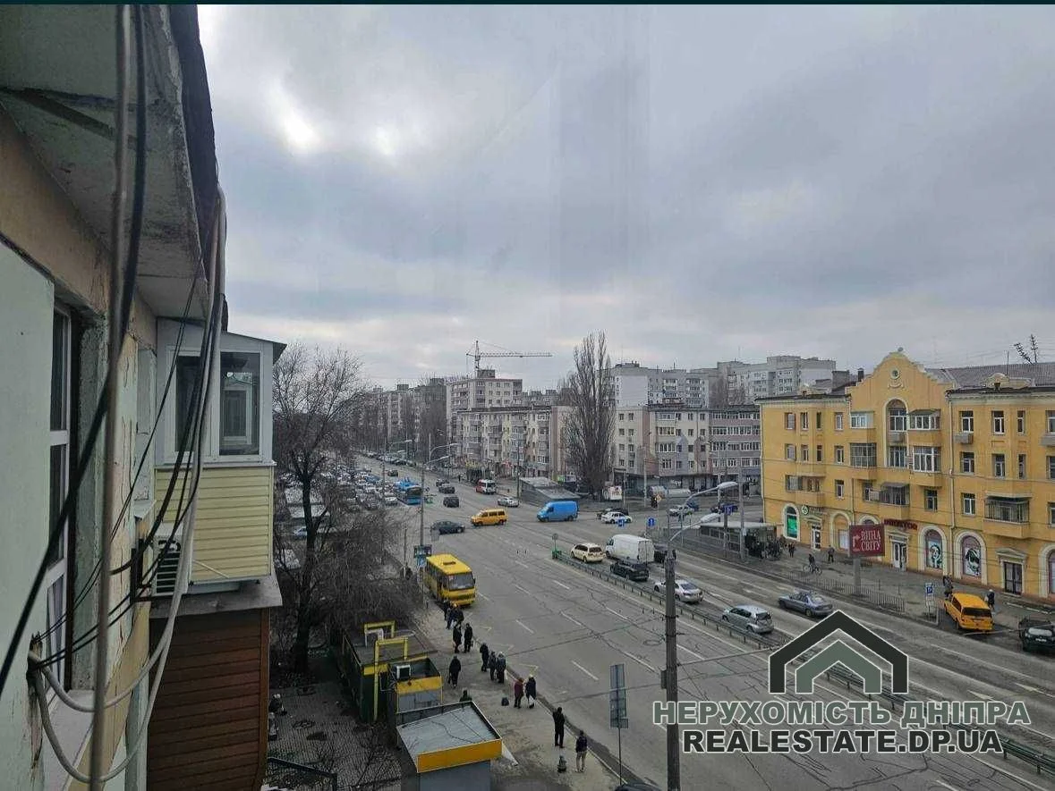 Продам 2к квартиру 45 м² угол Калиновой и пр. Слобожанский · 1