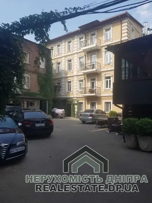 Продам офис в центрі міста вул. Короленко 10 · 2