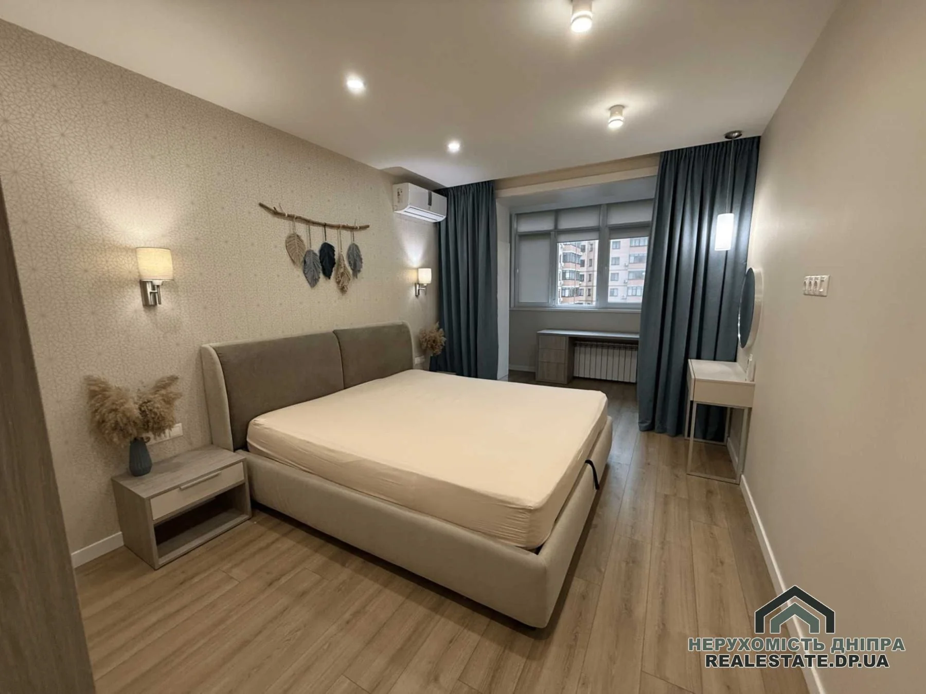 Продам 3-кімнатну квартиру з ремонтом і меблями в ЖК Щасливий 101.7 м² · 3