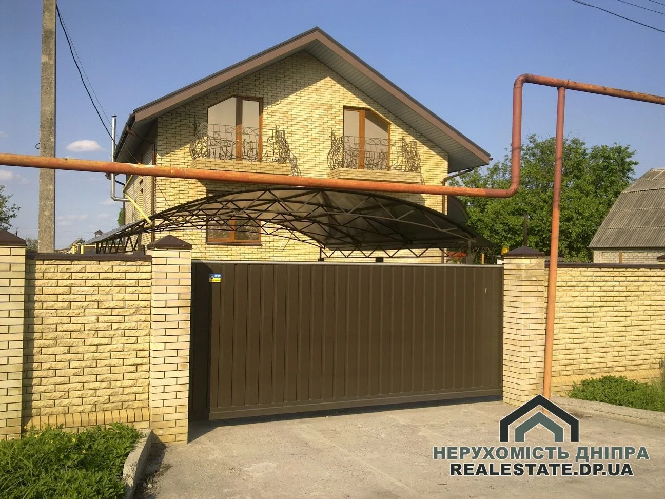 Продам будинок 4 кімнати 286м² 13 соток  Підгородне · 3