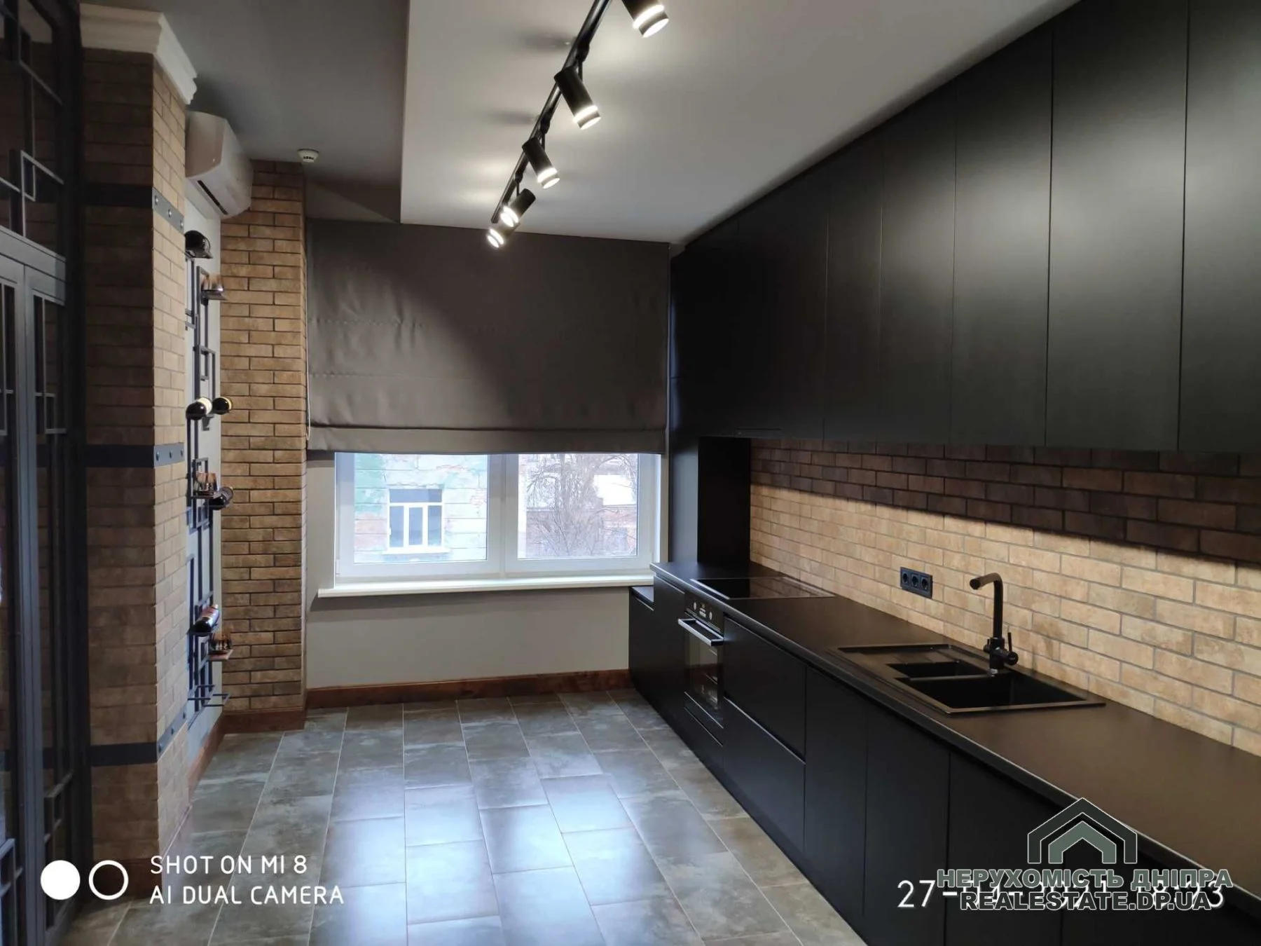 Продам 2х комнатную квартиру 91 м2 с дизайнерским ремонтом ЖК LUX DELMAR · 3
