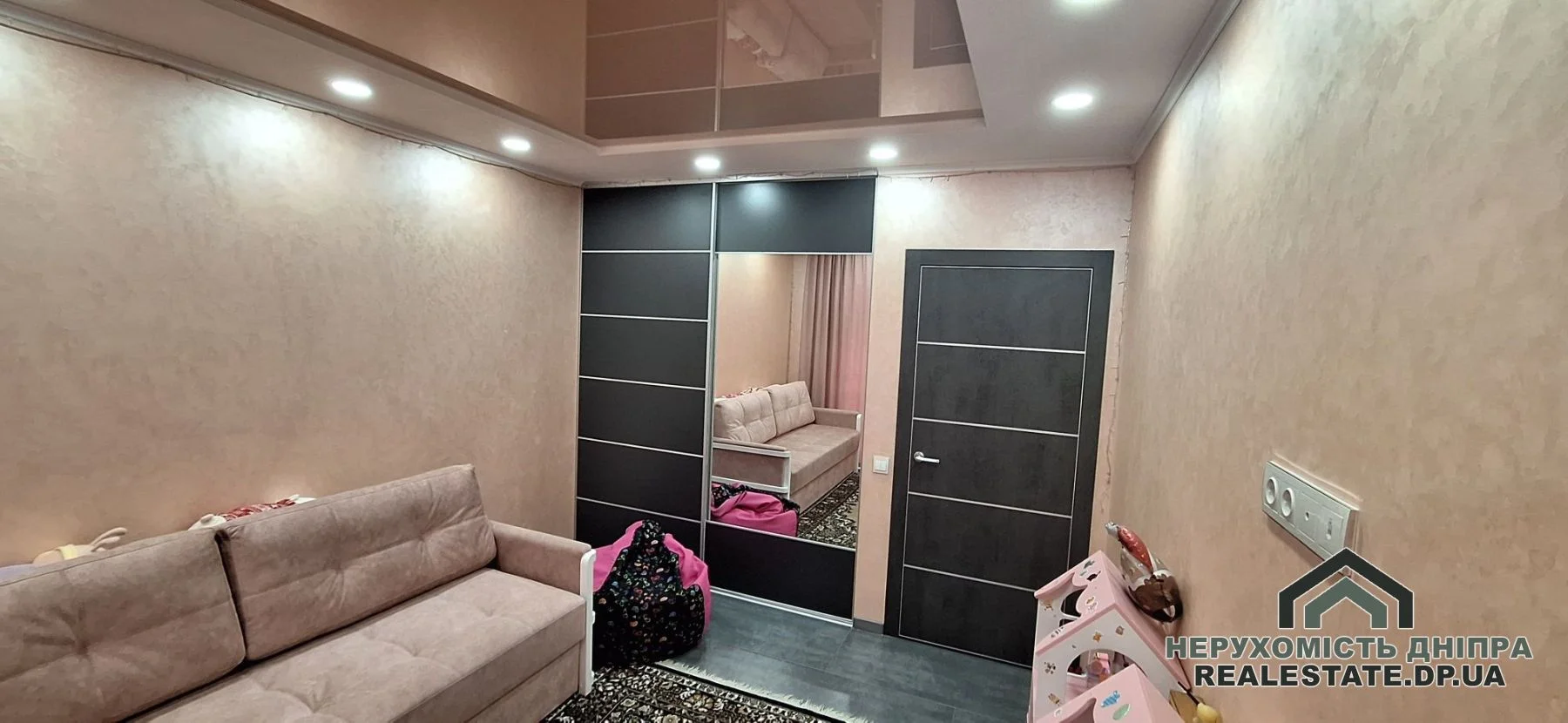 Продам 4к квартиру 108 м² ЖК Молодіжний Каменський Бєляєва вул. 8а · 3