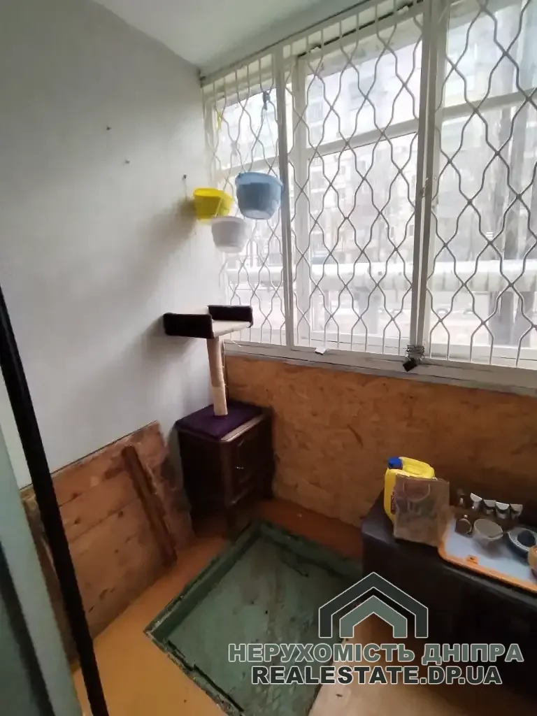 продам 2к 51 м² Червоний камінь вул. Юрія Кондратюка 5 · 3