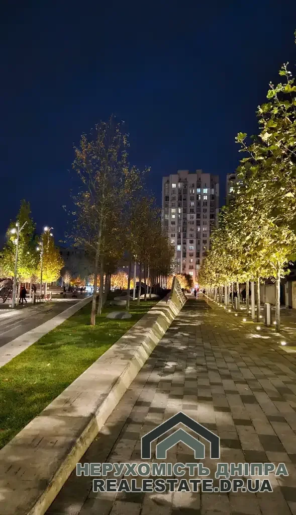 Продам 3к квартиру 71 м² в Центрі, біля парку Чкалова, сталинка · 1