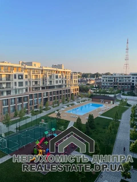 Продам 3х комнатную квартиру 98,4 м² в закрытом комплексе в центре города ЖК Comfort city ЖК Комфорт Сити · 2