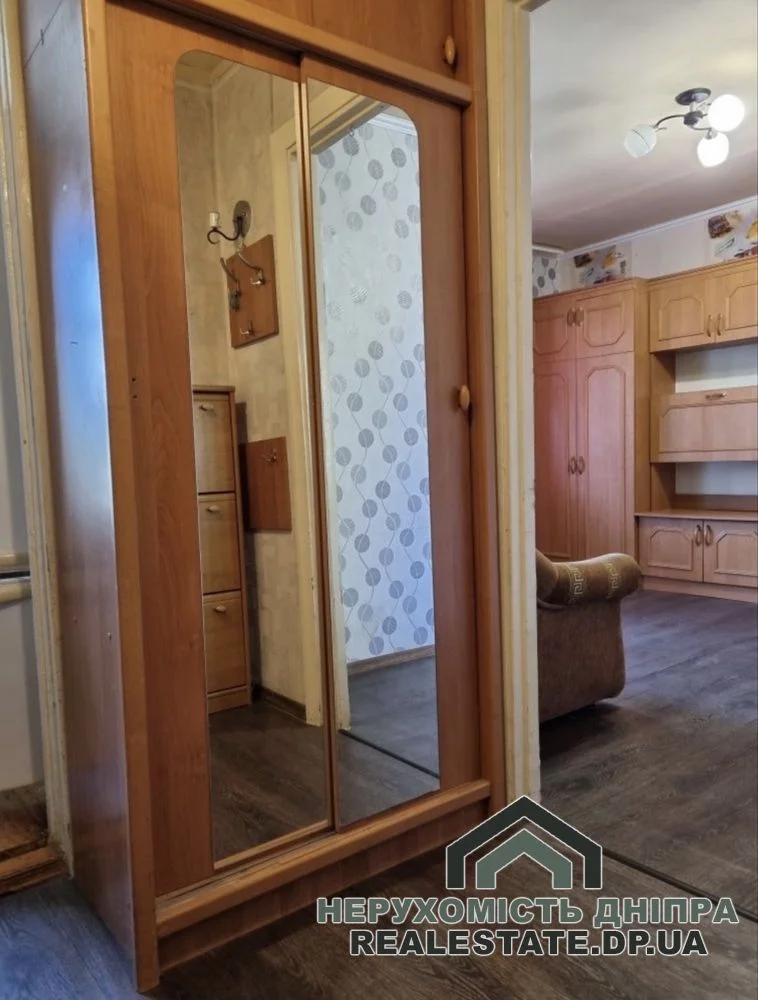 Продам недорого 1к квартиру 30 м²  на ж/м Червоний Камінь · 2