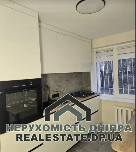 Продам 2к квартиру 46 м² з ремонтом на жм Парусе Новокадацкий район · 3