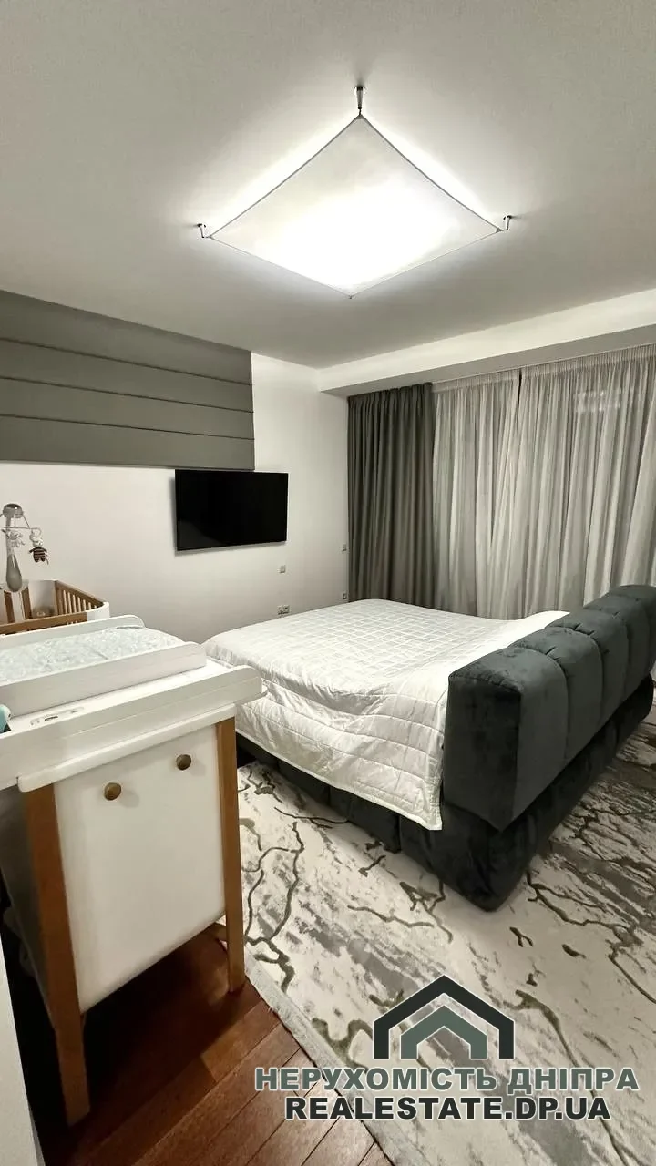Продам 3к квартиру 242 м² в ЖК Амфітеатр · 1