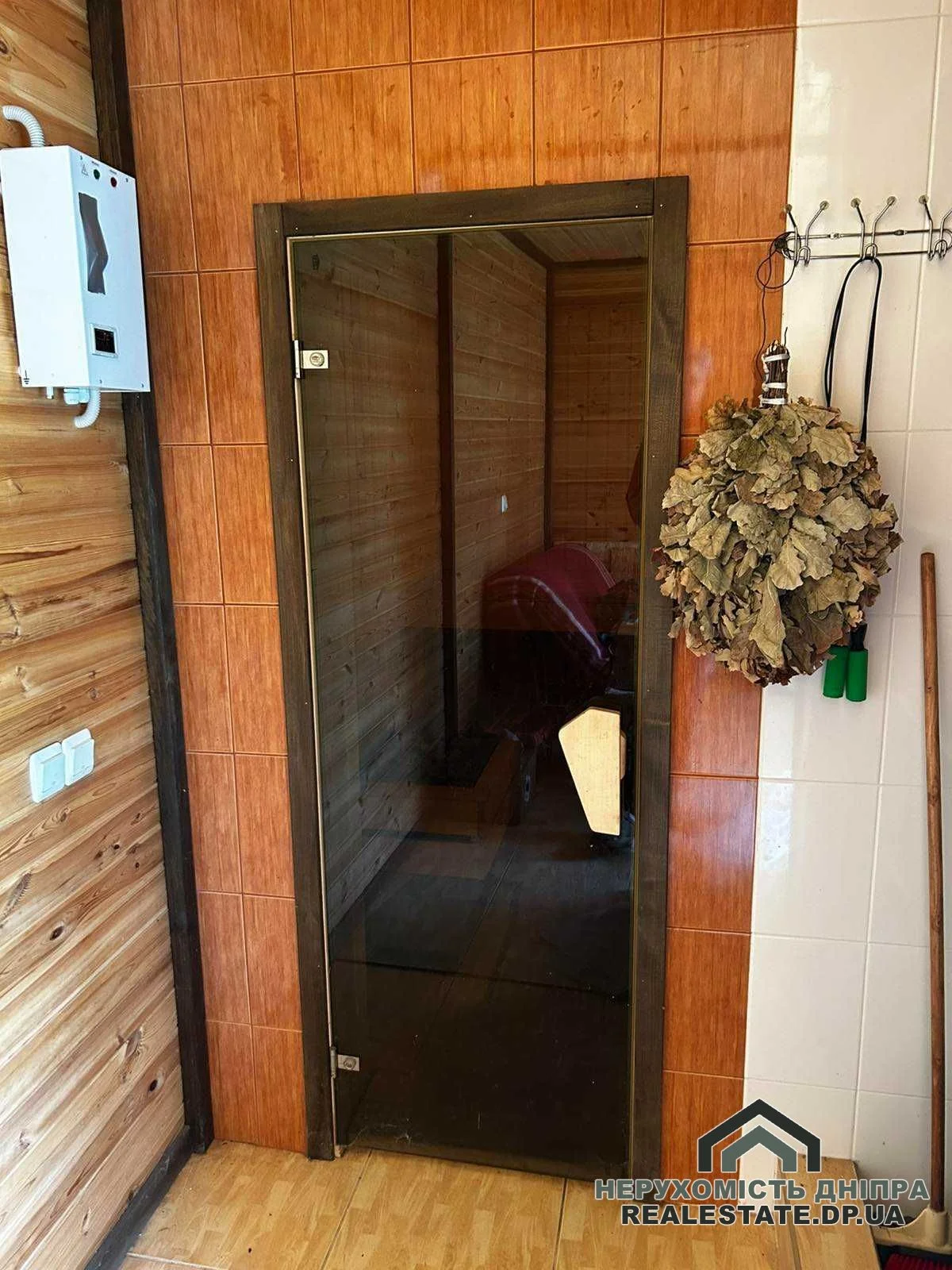 Продам дачу 74 м² 4 сотки в Обуховке (Кировское) СТ Метро · 4