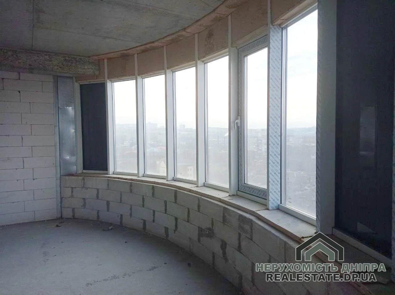 Продам 4 кімнатну квартиру 107.3 м² ЖК Баку, парк Чкалова · 2