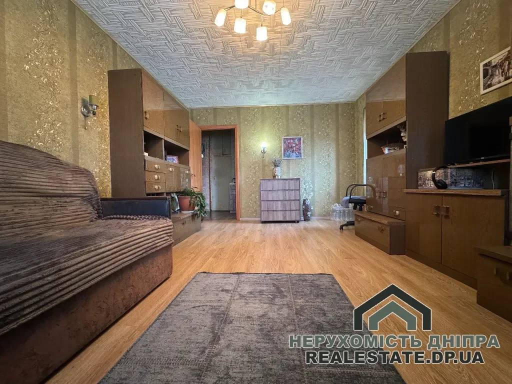 Продам 2к квартиру 47 м² Червоний Камінь, вул. Коробова 16 · 2