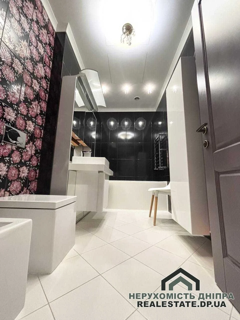 Продам 5к квартиру в Днепре ЖК Славия проспект Д. Яворницкого дом 3 · 1