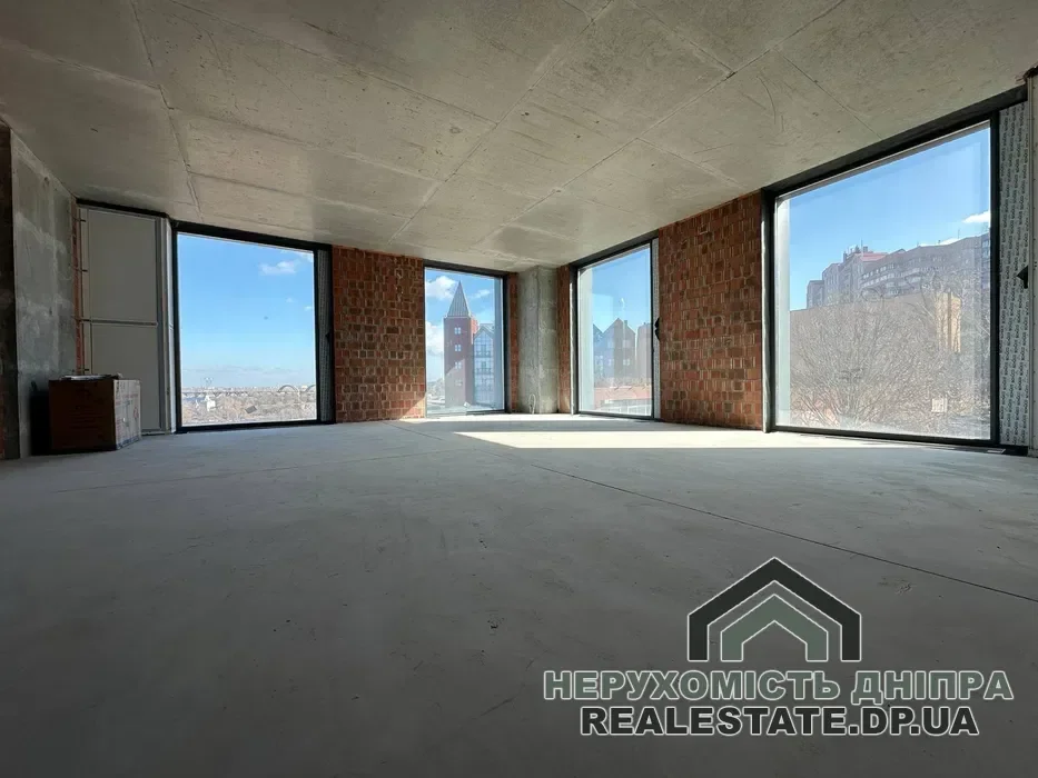 Продам 3к квартиру 75.3 м², 10 м² ЖК Маяк ЖК MAYAK Центр Січеславська Набережна вул. 53 · 3
