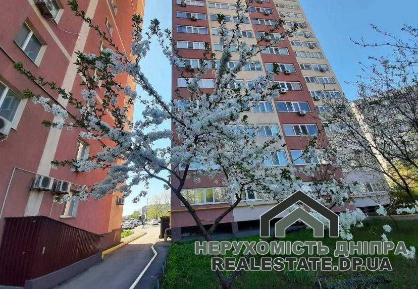 Продам 2к квартиру 74 м² ЖК Рубиновый, ул. Большая Диевская 24, а на ж/м Красный Камень