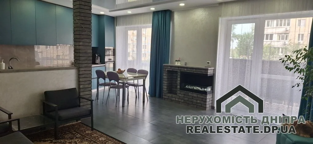 Продам квартиру 108 м² ЖК Молодіжний Каменський Бєляєва вул. 8а
