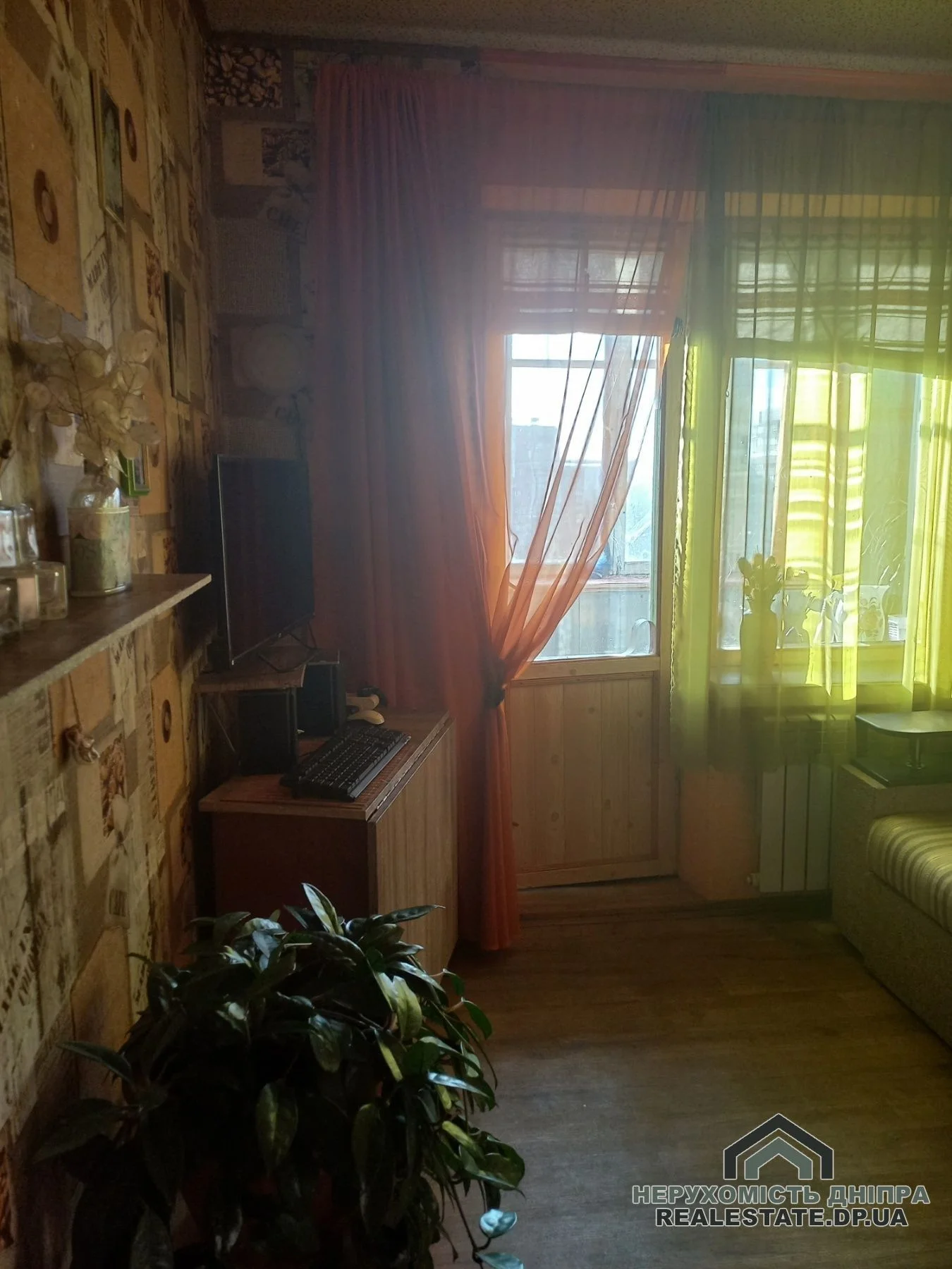 Продам 2к квартиру 47 м² на Червоний Камінь, Покровький · 1