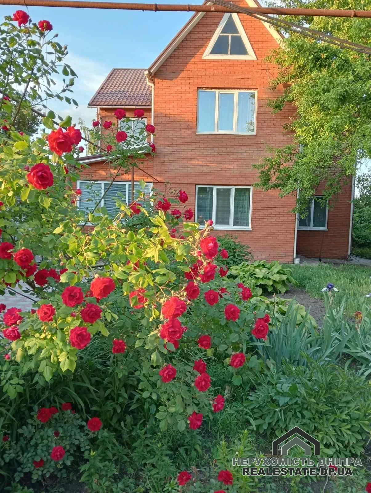 Продам чудесный 5ти комнатный дом 180 м² 20 соток в пгт Обуховка.