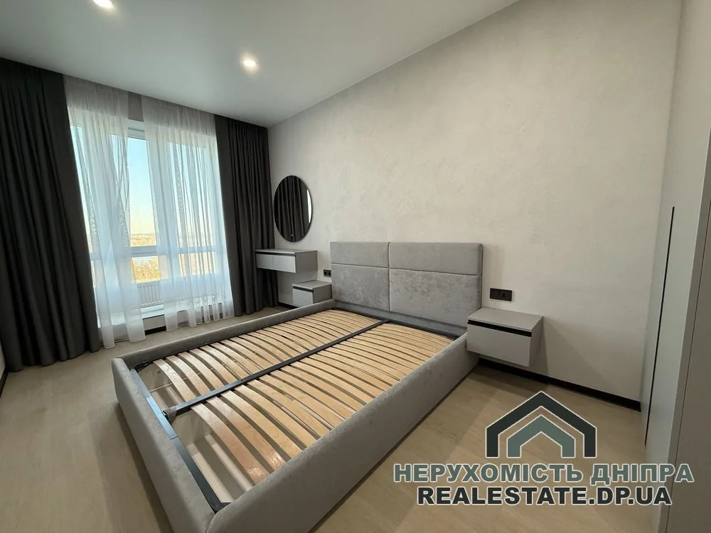 Продам простора 1-кімнатна квартира площею 46,5 м² з неймовірним видом на Дніпро ЖК “Фаворит” · 4