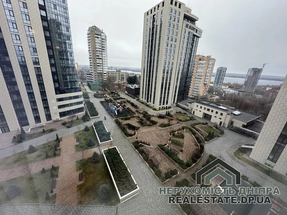 Продам 4к квартиру 120 м² ЖК Панорама в центрі міста поруч з парком · 2