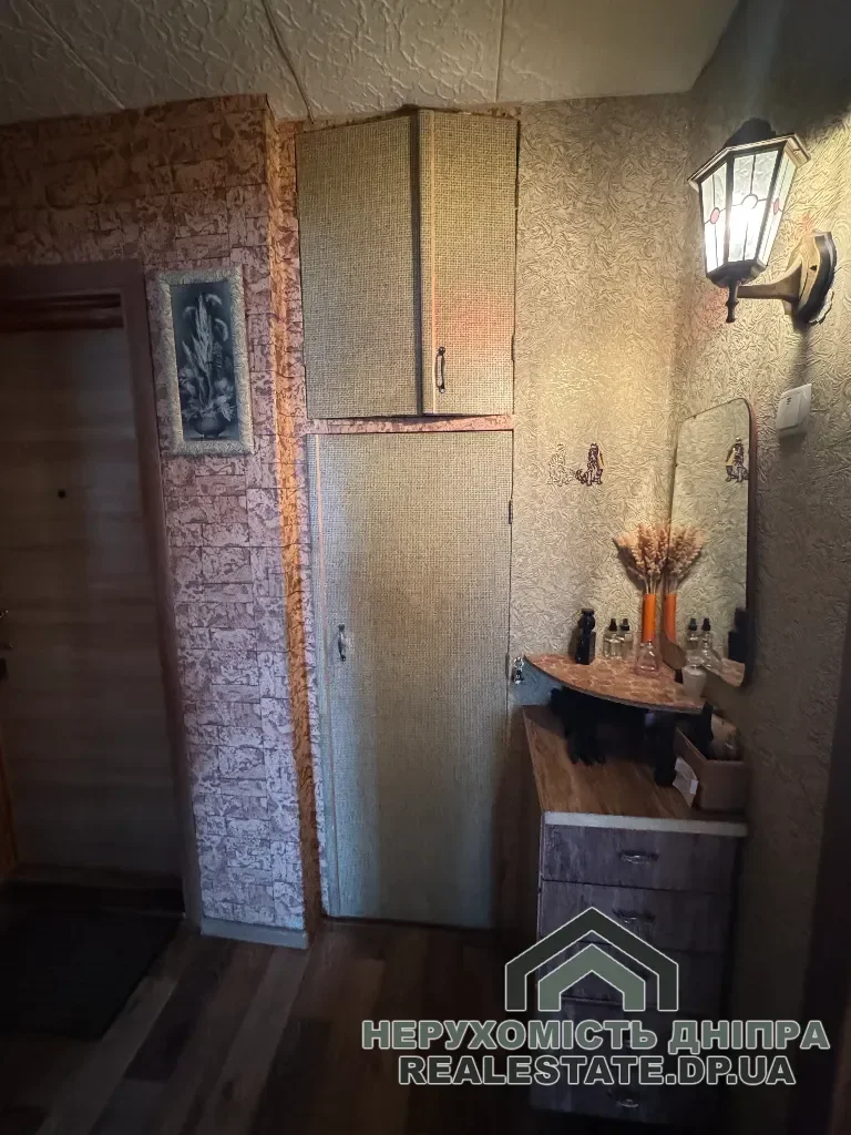 Продам 2к квартиру 47 м² Червоний Камінь, вул. Коробова 16 · 4